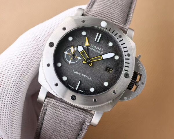 Panerai Luminor Collection - 图片 3