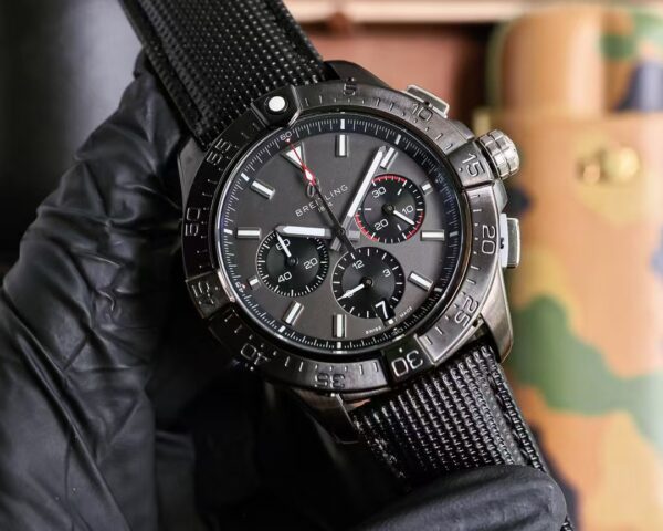 Breitling Avenger Collection - 图片 2