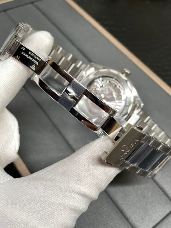 Omega Seamaster Collection,AQUA TERRA.Master Chronometer Certification - 图片 6