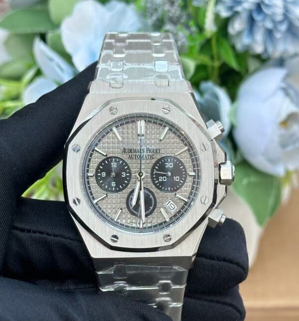 AUDEMARS PIGUET ROYAL OAK  Green