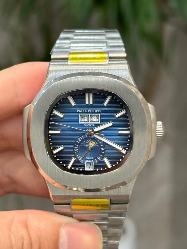 Patek Philippe Sporty Elegance Nautilus Collection - 图片 3