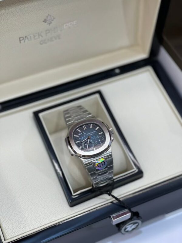 Patek Philippe Sporty Elegance Nautilus Collection - 图片 4