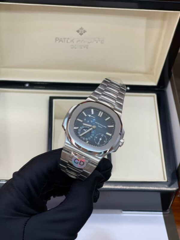 Patek Philippe Sporty Elegance Nautilus Collection - 图片 7