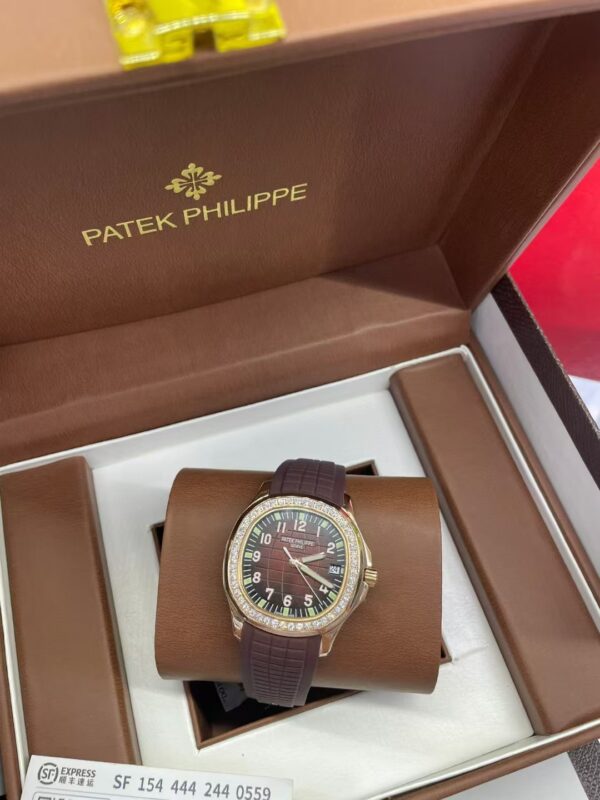 Patek Philippe Sporty Elegance Nautilus Collection - 图片 3