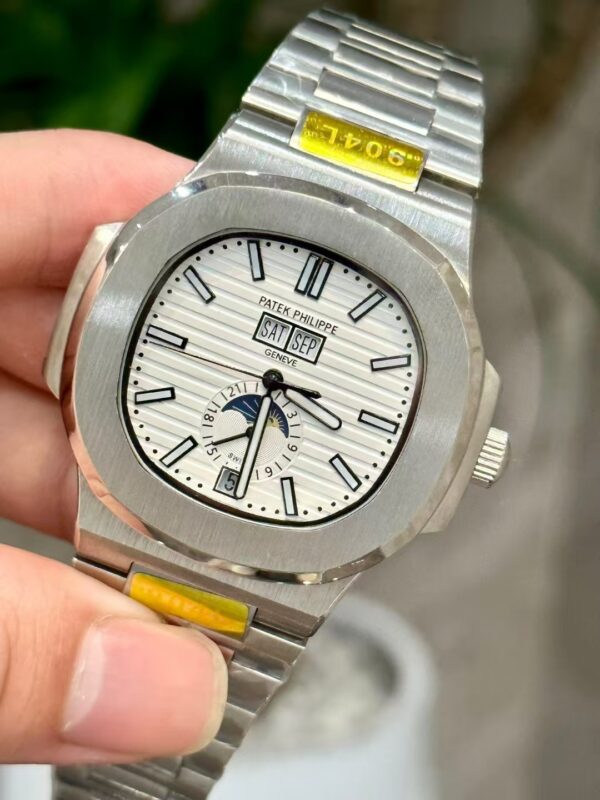 Patek Philippe Sporty Elegance Nautilus Collection - 图片 4