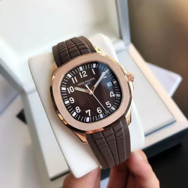 Patek Philippe Sporty Elegance Nautilus Collection - 图片 5