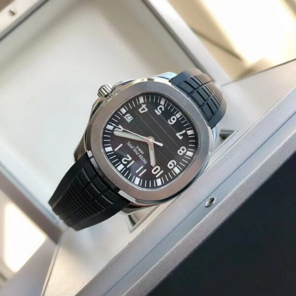 Patek Philippe Sporty Elegance Nautilus Collection - 图片 3